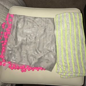 Hollister and American Eagle scarf bundle
