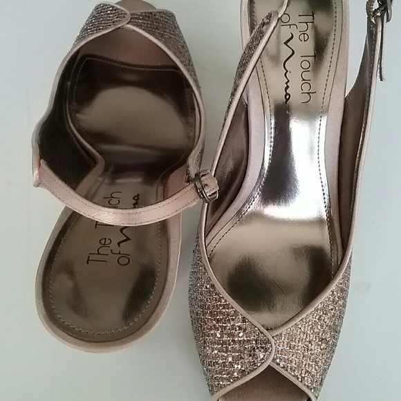 82 off The Touch of Nina Shoes The Touch of Nina Heels 🔴 Price Drop