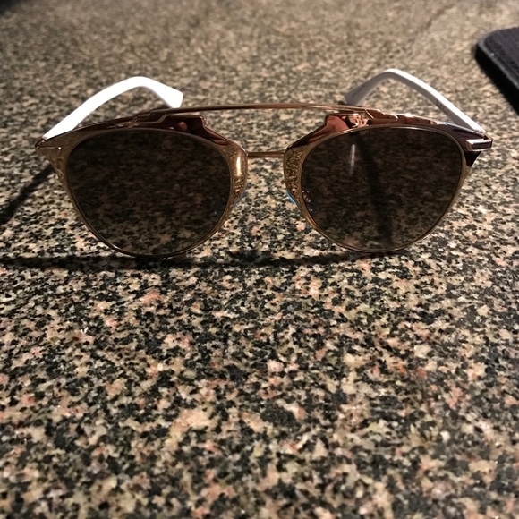 Dior Reflected Sunnies - Picture 2 of 3