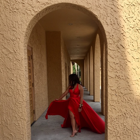 Red Sherri Hill Prom Dress - Picture 3 of 4
