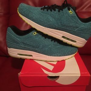 Nike Air Max 1. Price is OBO