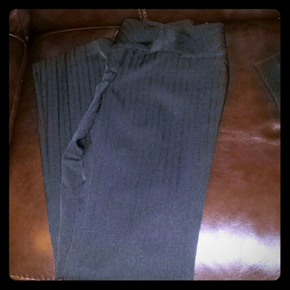 Pin striped dress pants! !