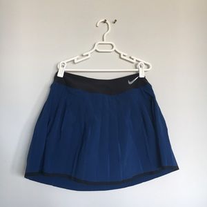 Blue ruffled tennis skirt