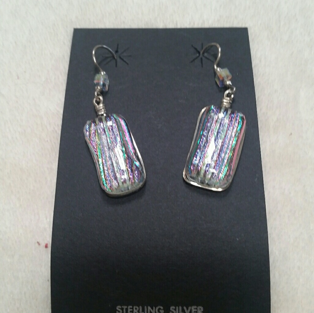Dichromatic glass earings