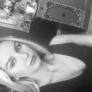 Meet your Posher, Kaitlyn