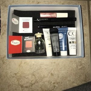 Beauty sample box
