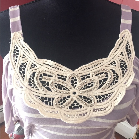 Open Shoulder Striped Lace Top - Picture 2 of 4