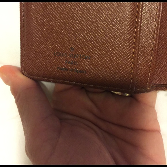 Louis Vuitton Wallet - Picture 3 of 8
