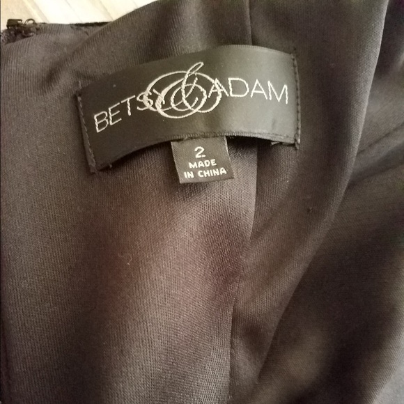 Dress - Picture 6 of 6