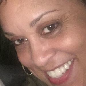 Meet your Posher, Valerie