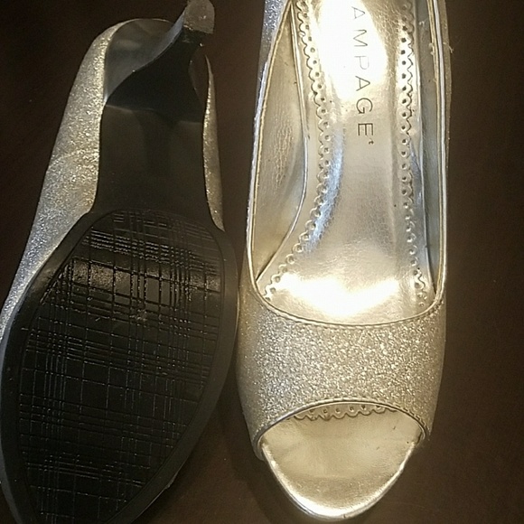 Shoes - Picture 2 of 2