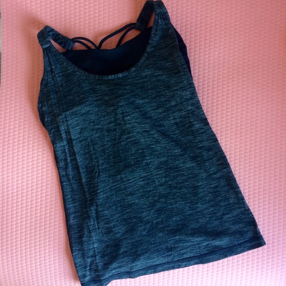 Lululemon tank