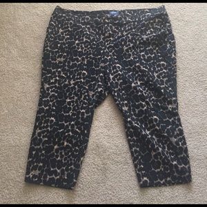 🔥FINAL PRICE🔥Cheetah Old Navy Capris 28PR