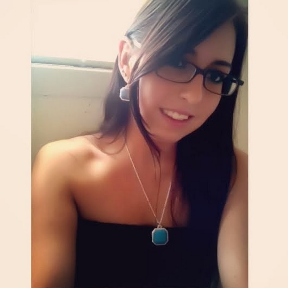 Meet your Posher, Carly