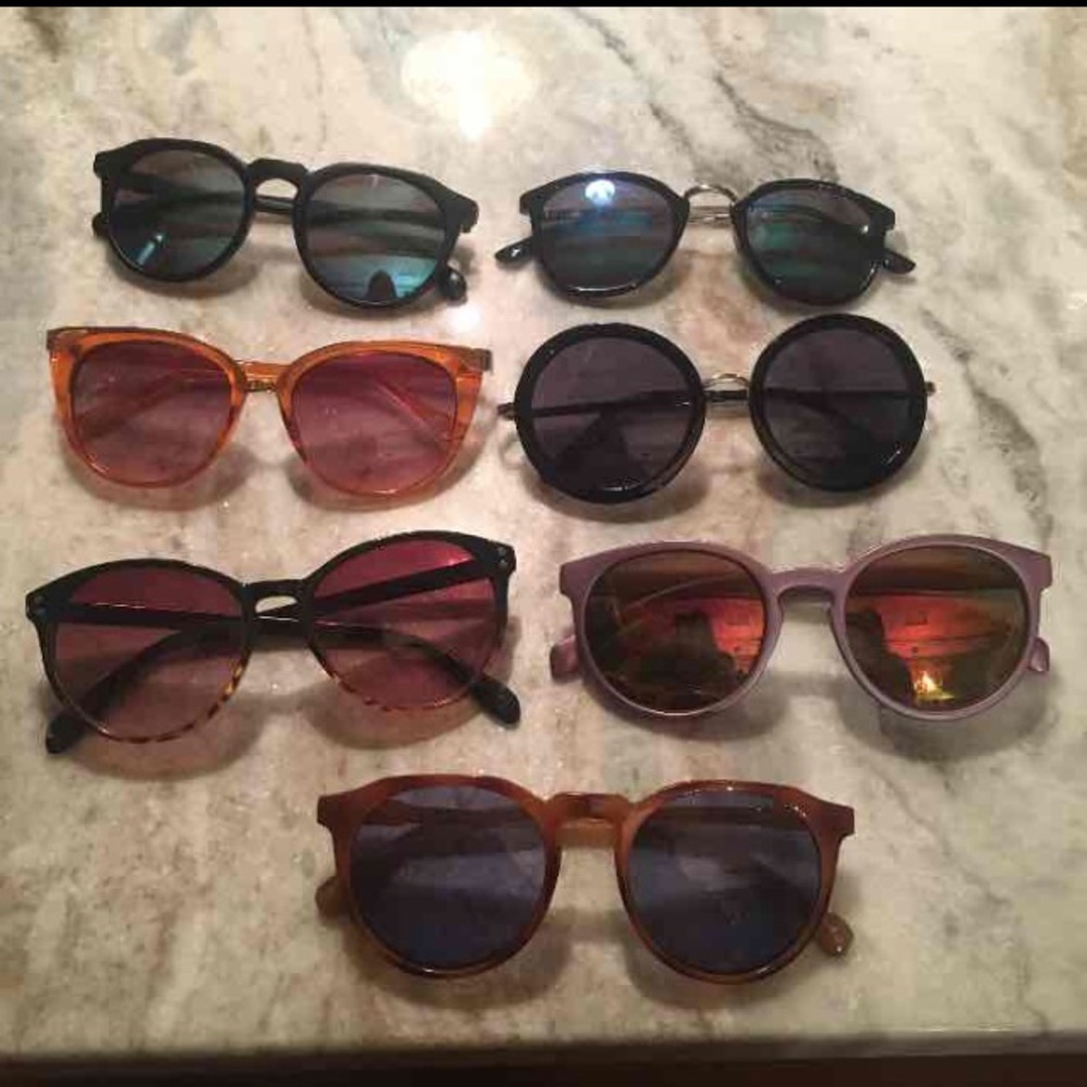 7 pairs of sunglasses!!
