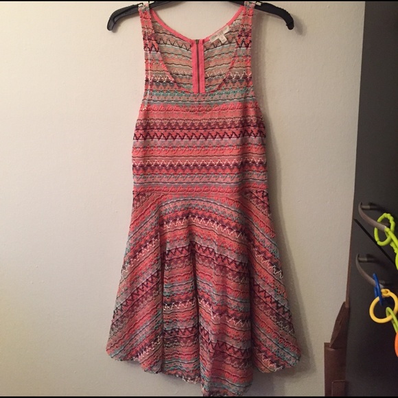Fun multi colored boho dress - Picture 1 of 3