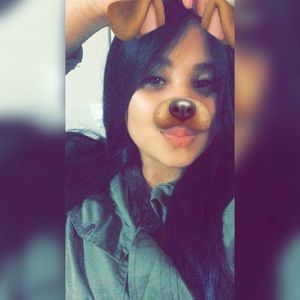 Meet your Posher, Cristina