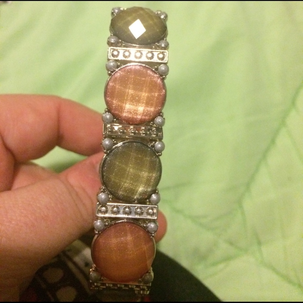 Bracelet