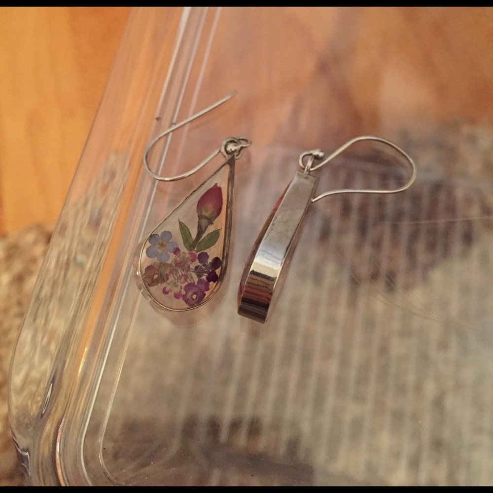 Mini Flower and silver earrings