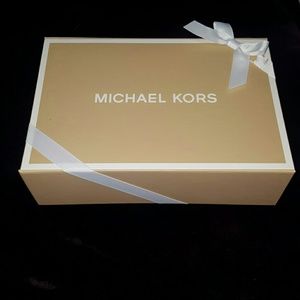 Michael Kors gift box