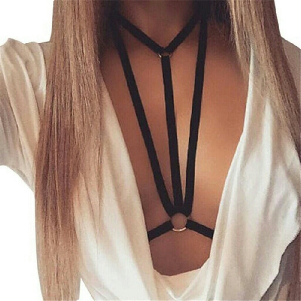 🎀Black strappy bralette🎀