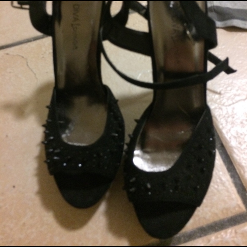Cute strap he black stiletto heels