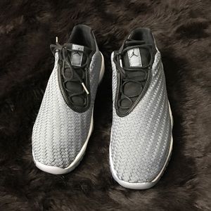 ✨Jordan Future Low 6Y✨