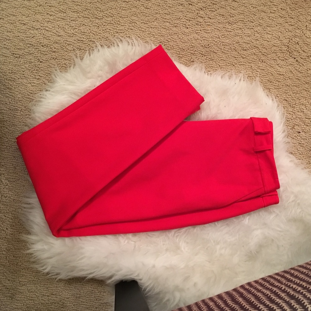 Two pairs of Gianni Bini slim crops