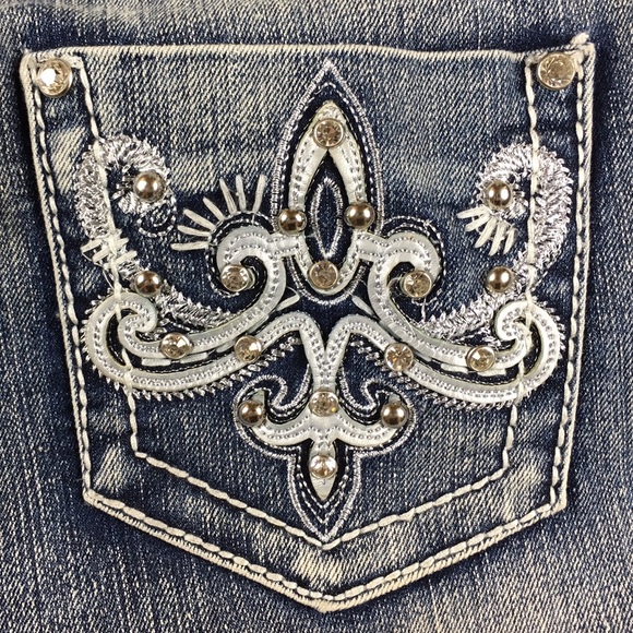 💙Earl Jeans Straight Leg Jean 4 - Picture 7 of 7