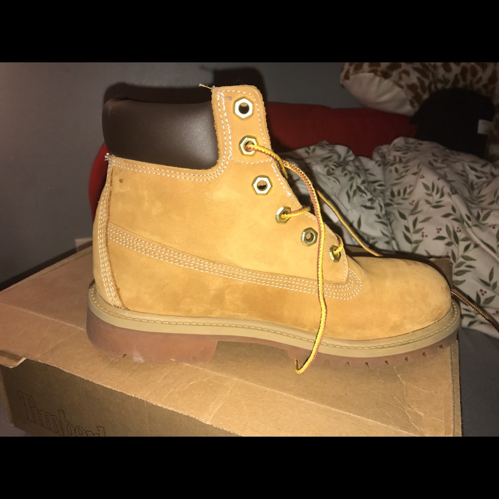 Grade school Timberland Boots