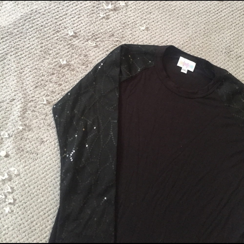 NWOT Lularoe Top