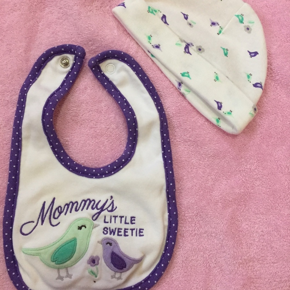 Carter's newborn cap and bin matching set