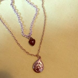 bear claw necklace ⚪️ with small black heart ❤️