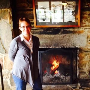 Meet your Posher, Claudia