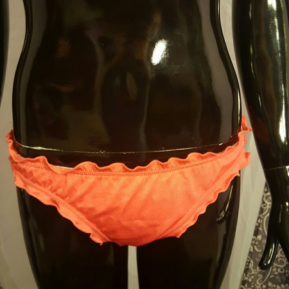 SOLD ON OTHER VENUE SALE 🌺new Push up bikini🌺 - Picture 5 of 7