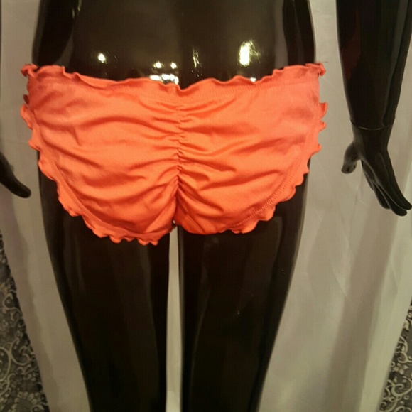 SOLD ON OTHER VENUE SALE 🌺new Push up bikini🌺 - Picture 6 of 7