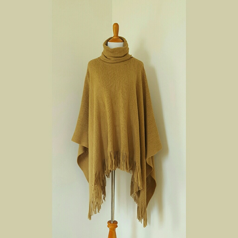 AKIRA Black Label Poncho