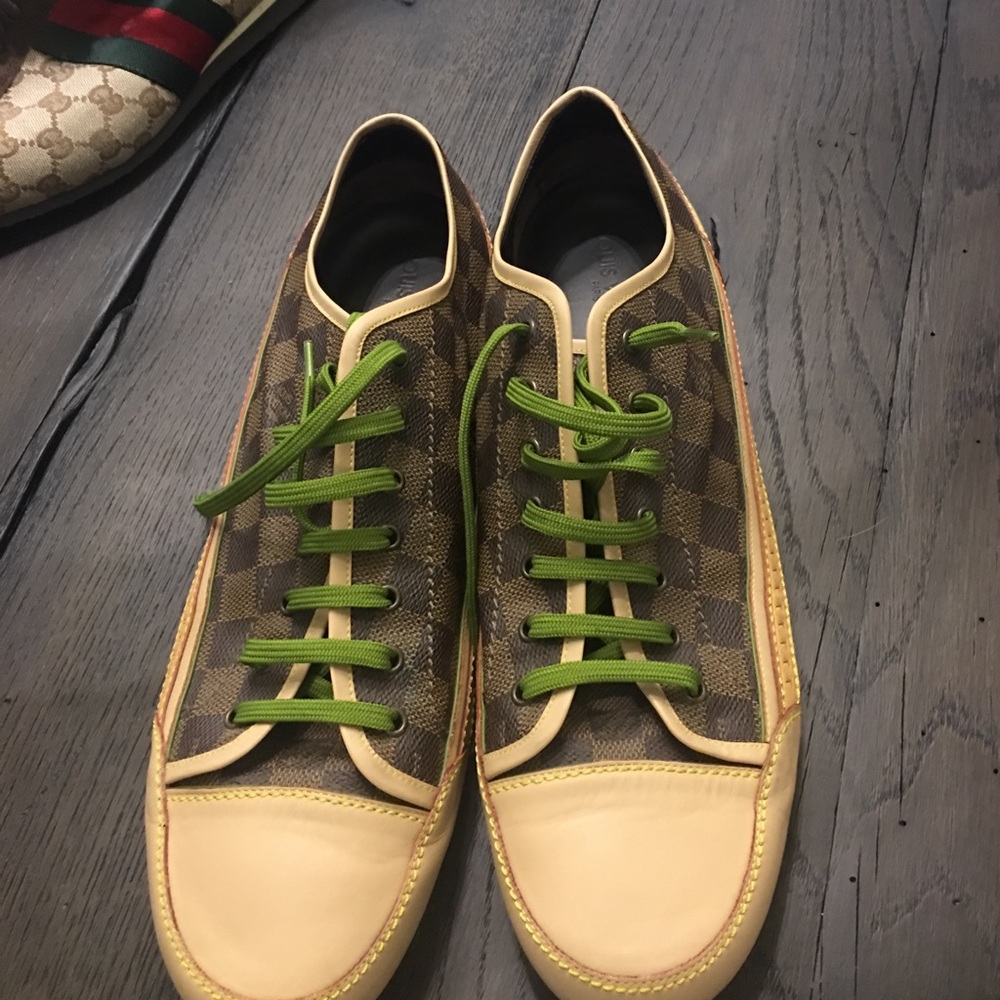 Louis Vuitton Damier lace up sneaker