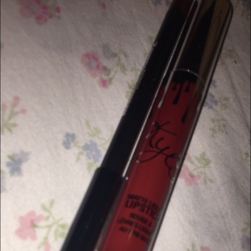 Merry Matte lipstick
