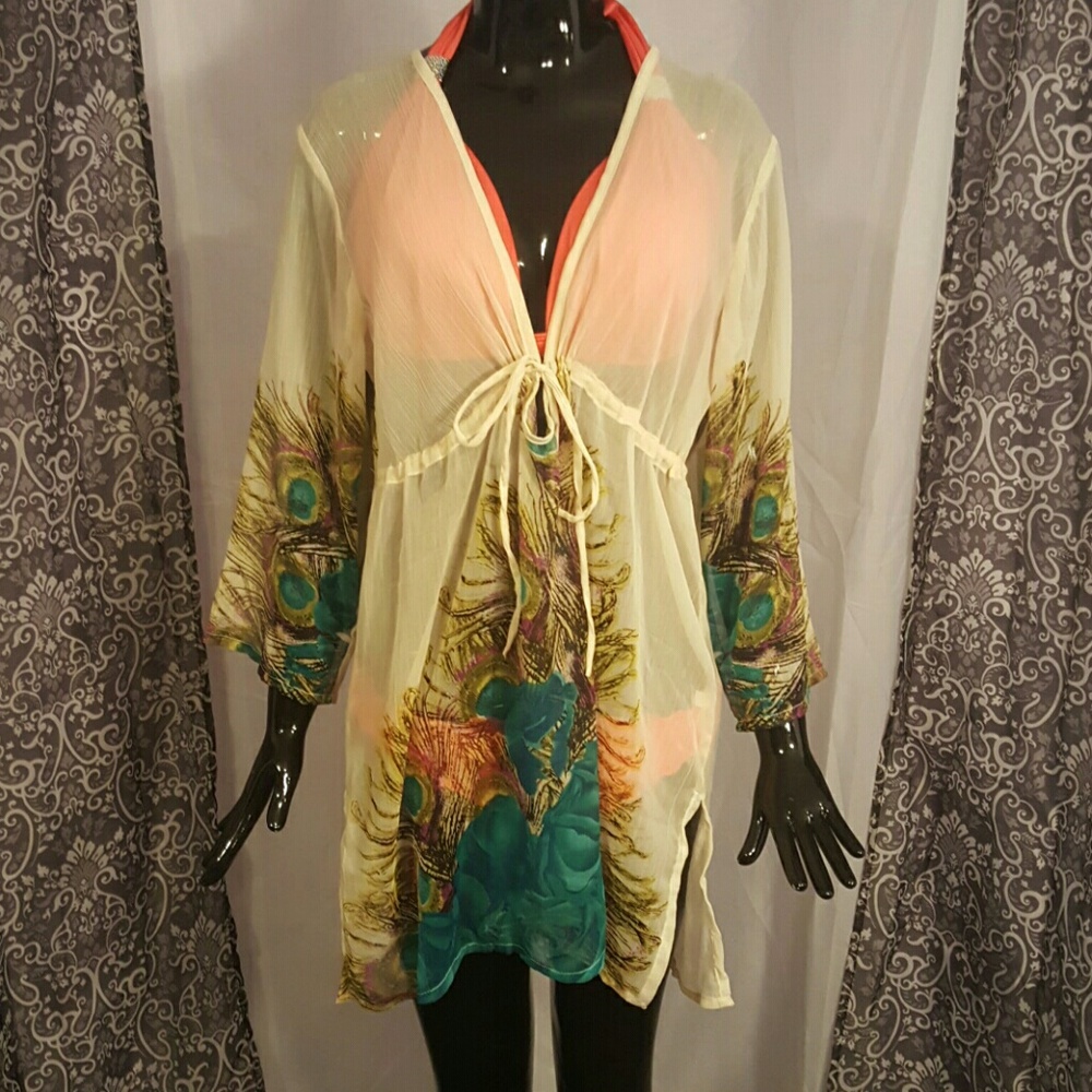 SOLD. 🌺Swimsuit cover up🌺