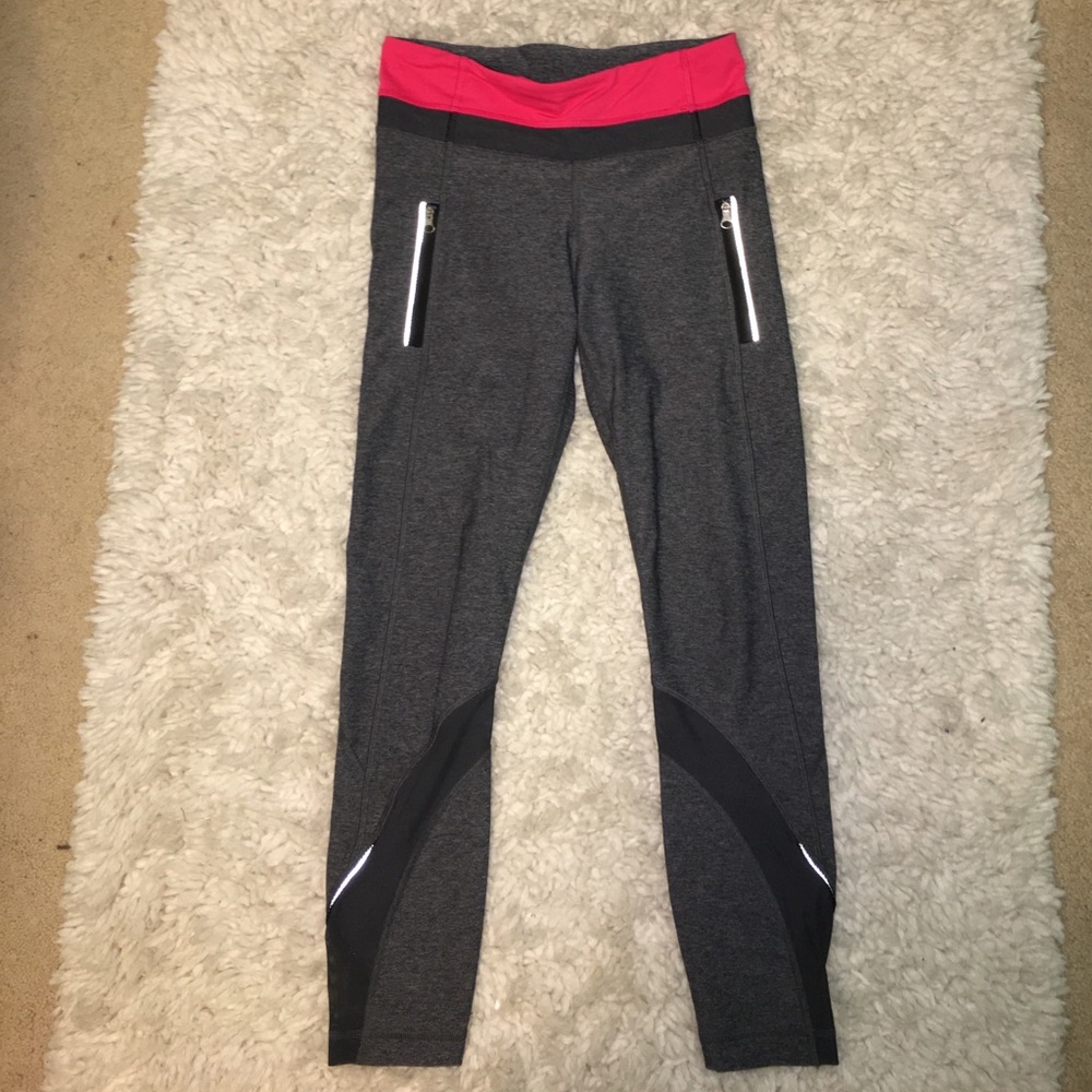 lululemon inspire tight II 7/8 - size 4