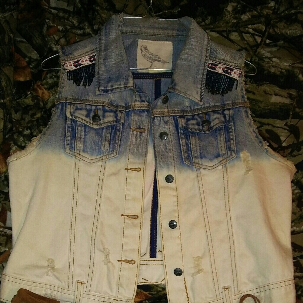 Buckle distressed indian style vest