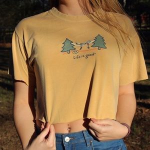 Life is Good crop top//Small-medium fit