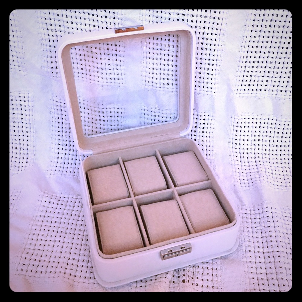 Watch box