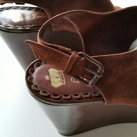Juicy Couture Brown Suede Platform Wedges - Picture 6 of 7