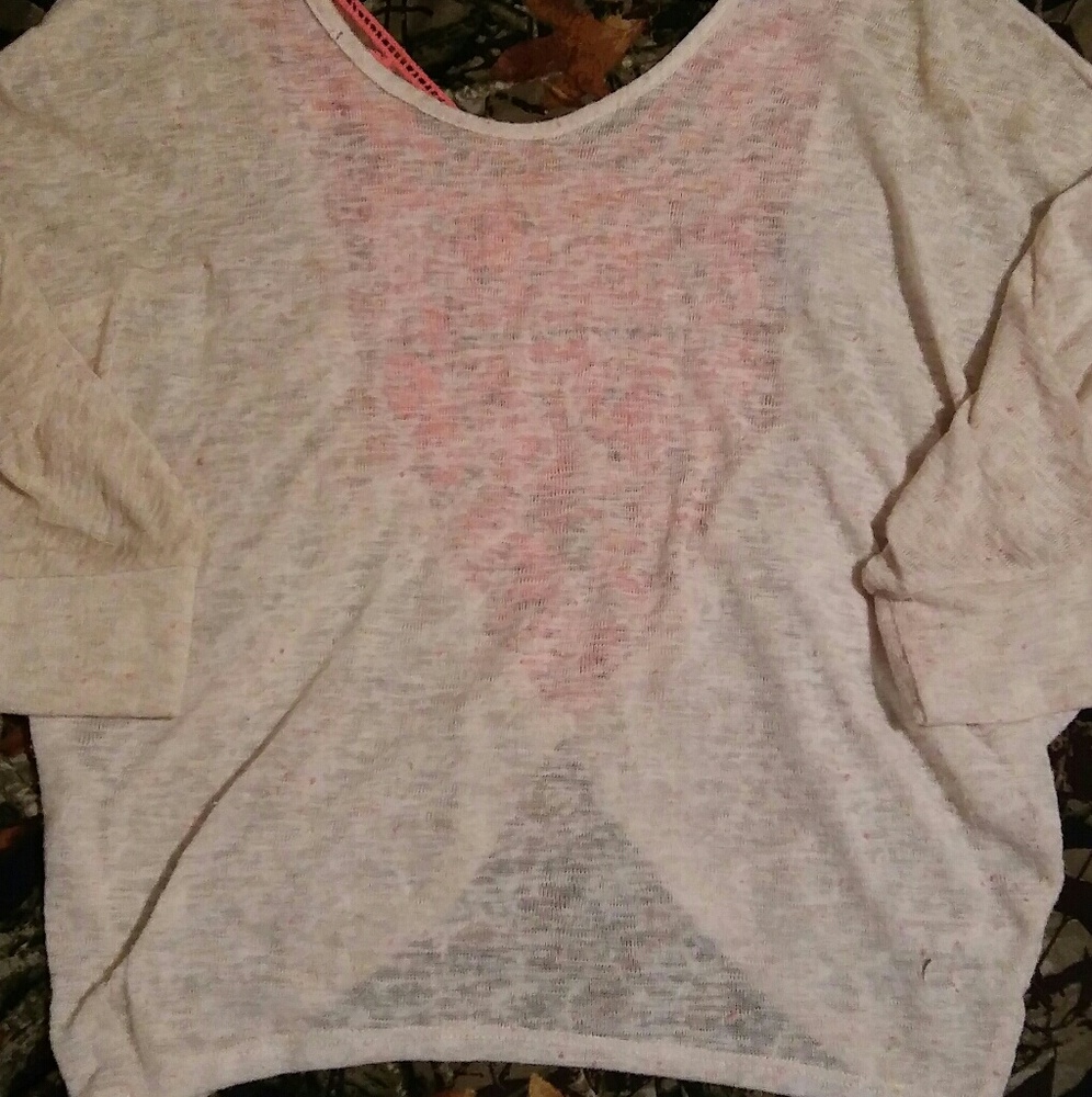 Light pink daytrip crop top hot pink lace in back