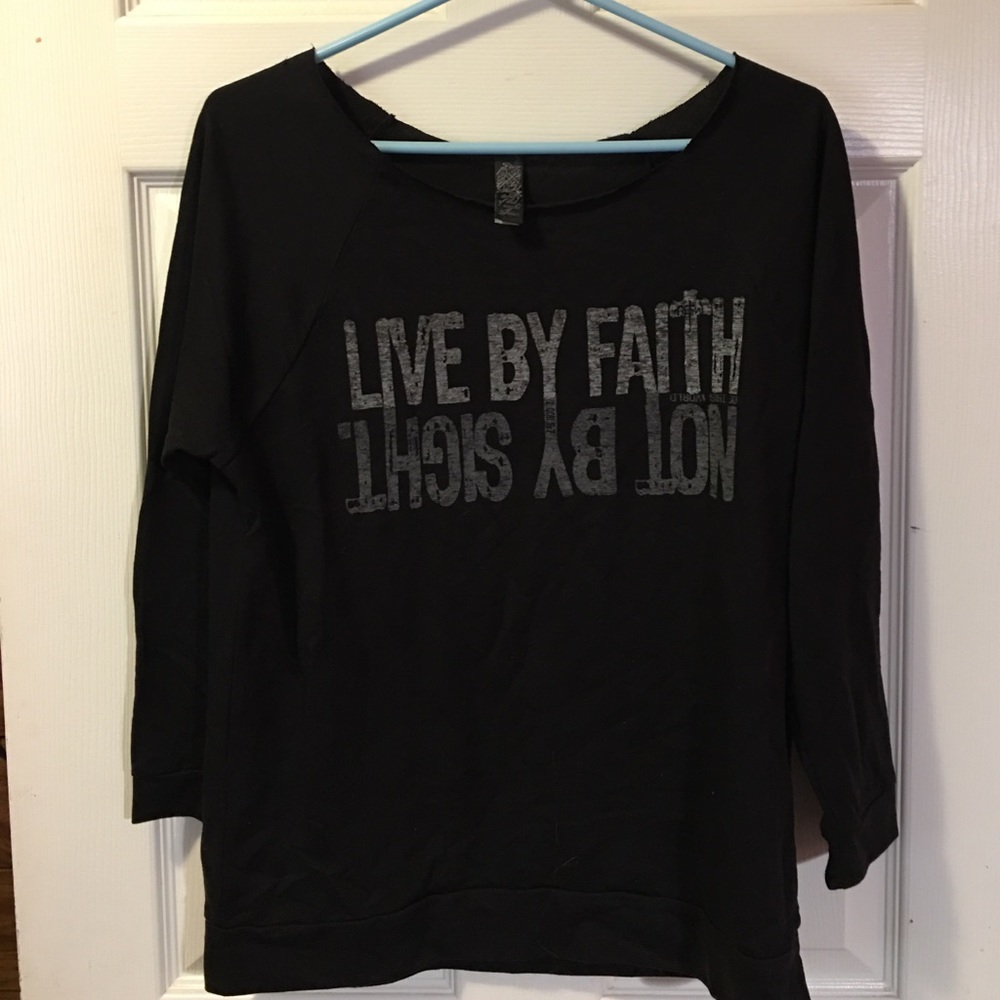 "Live by faith not by sight" shirt! NEVER WORN!