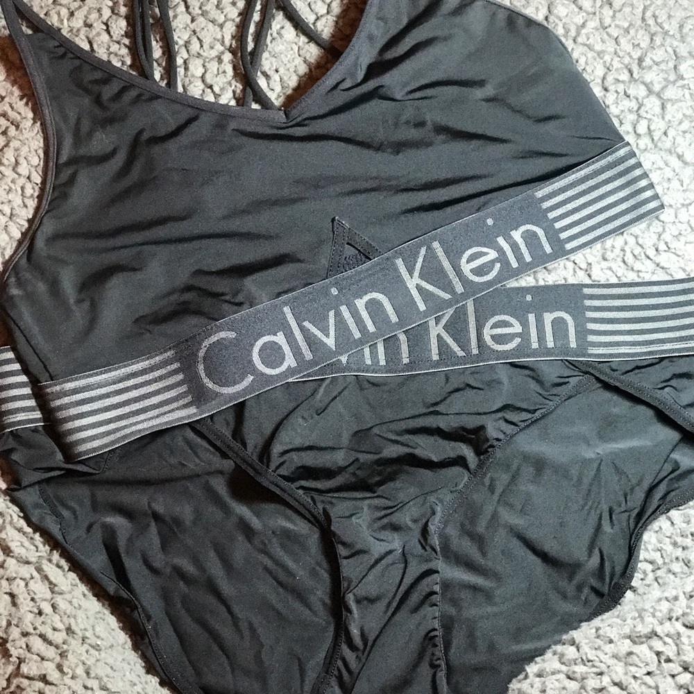 Calvin Klein Intimate Set
