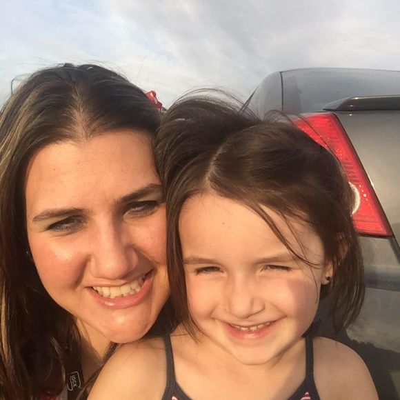 Meet your Posher, Mandy - Picture 1 of 1