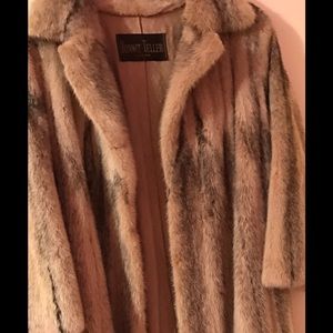 from an early 1960's bonwitt teller